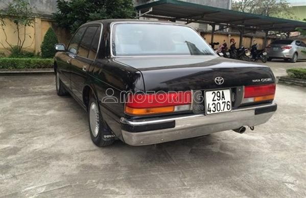 15241Japan Used 2000 Toyota Crown Hatchback for Sale  Auto Link Holdings  LLC