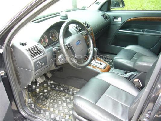 Ford Mondeo Wagon images 3 of 3