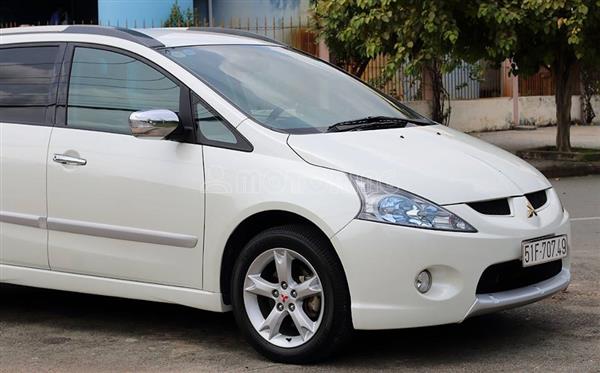 Buy Mitsubishi Grandis 2010 for sale in the Philippines