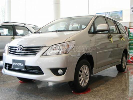 Bán xe ô tô Toyota Innova V đời 2012 giá rẻ chính hãng